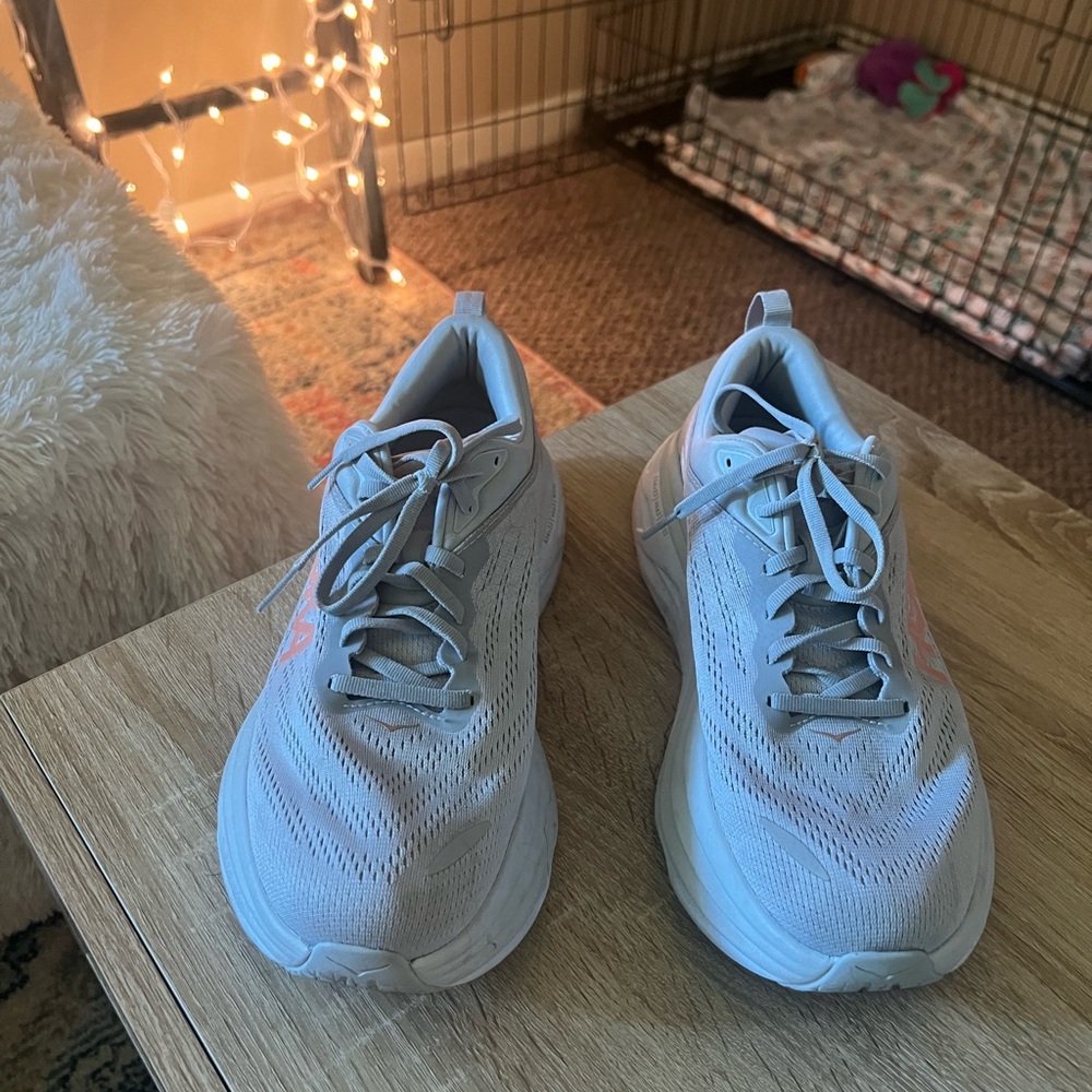 hoka bondi 8